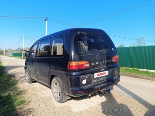 1996 Mitsubishi Delica IV, синий, 820000 рублей, вид 4