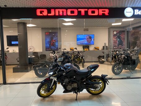 2026 QJMotor SRK 400, серый, 499000 рублей, вид 1