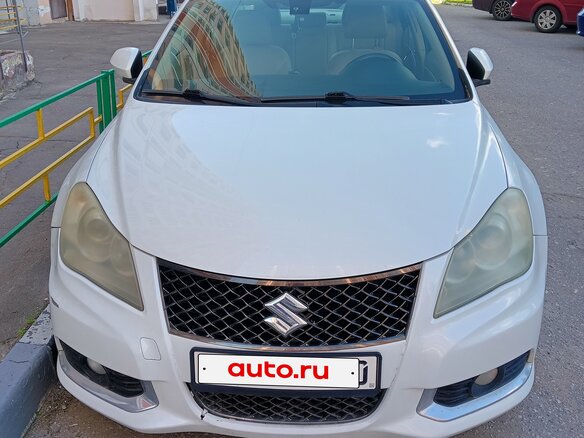 2012 Suzuki Kizashi, белый, 549000 рублей