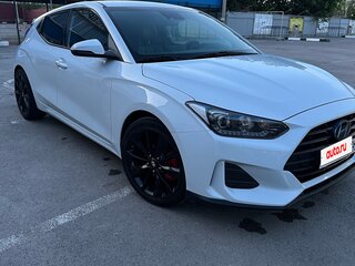 2020 Hyundai Veloster II, белый, 1800000 рублей, вид 2