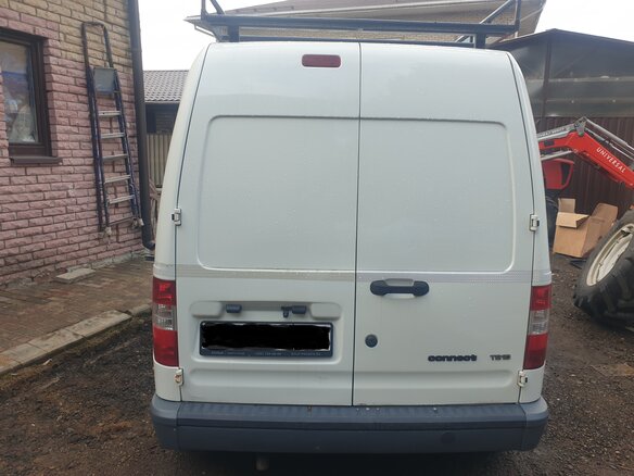 2008 Ford Transit Connect, белый, 850000 рублей - вид 6
