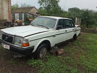 1992 Volvo 240 Series, белый, 75000 рублей, вид 2