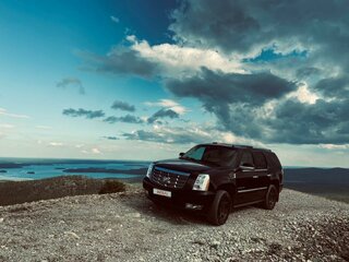 2008 Cadillac Escalade III, чёрный, 1700000 рублей, вид 1