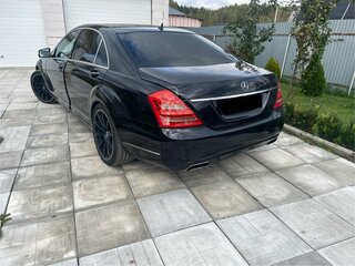 2010 Mercedes-Benz S-Класс 350 Long V (W221) Рестайлинг, чёрный, 1760000 рублей, вид 4