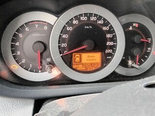 2006 Toyota RAV4 III (XA30), серебристый, 830000 рублей, вид 5