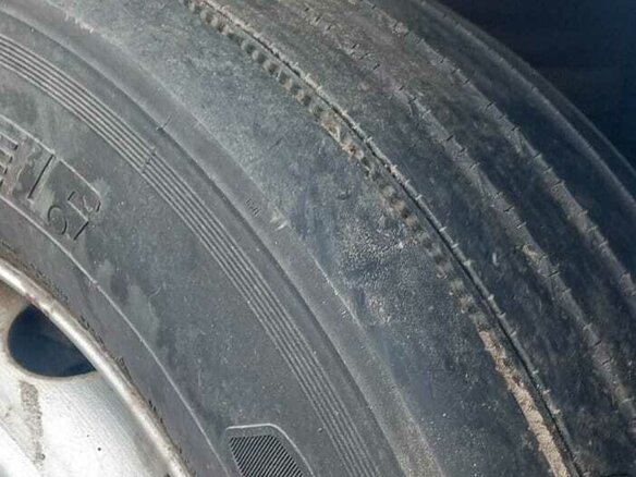 2004 Mercedes-Benz Actros, белый, 2550000 рублей - вид 4