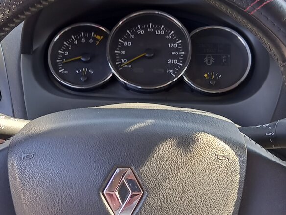 2012 Renault Fluence I, красный, 600000 рублей - вид 19