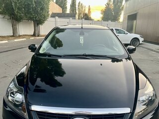 2008 Ford Focus II Рестайлинг, чёрный, 720000 рублей, вид 2