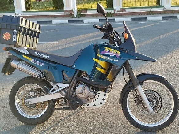 1997 Suzuki DR 800 Big, зелёный - вид 6