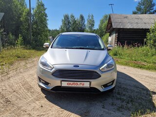 2017 Ford Focus III Рестайлинг, серебристый, 1230000 рублей, вид 2