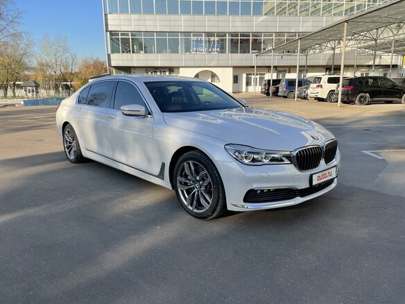 2015 BMW 7 серии 730Ld xDrive VI (G11/G12), белый - вид 2