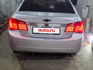 2011 Chevrolet Cruze I, серебристый, 600000 рублей, вид 4