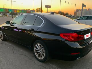 2020 BMW 5 серии 520d xDrive VII (G30/G31/G38), чёрный, 3620000 рублей, вид 4