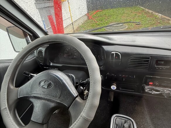 2006 Hyundai Porter, белый, 530000 рублей - вид 12