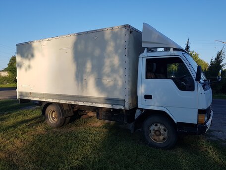 1990 Fuso (Mitsubishi) Canter, белый, 750000 рублей, вид 5