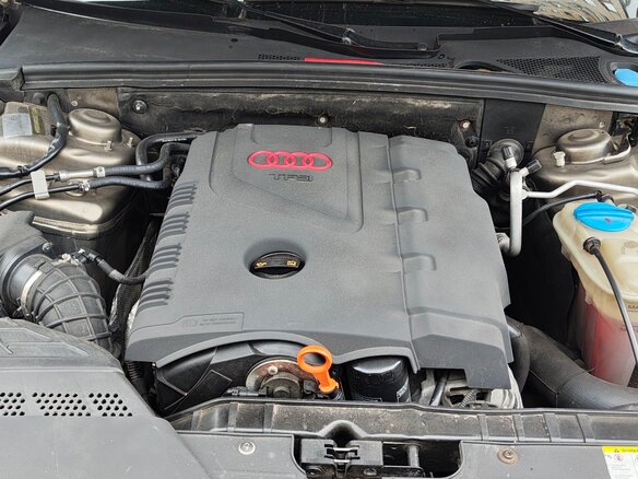 2010 Audi A4 IV (B8), бежевый, 1255000 рублей - вид 15