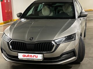 2021 Skoda Octavia IV (A8), коричневый, 2550000 рублей, вид 4