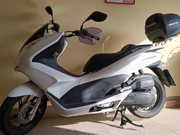 2012 Honda PCX 150, белый, 215000 рублей - вид 2