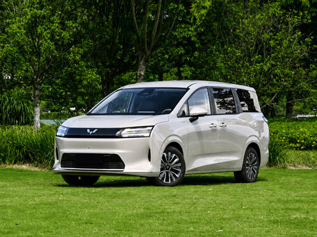 2026 Wuling Starlight 730, бежевый, 1990000 рублей, вид 4