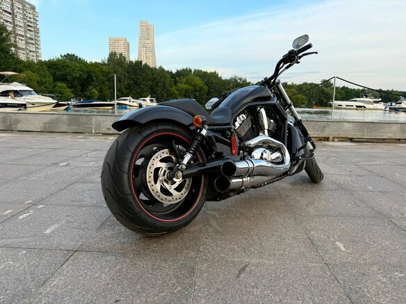 2006 Harley-Davidson V-Rod, чёрный, 1450000 рублей - вид 12