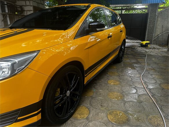 2016 Ford Focus III Рестайлинг, жёлтый, 808000 рублей - вид 8
