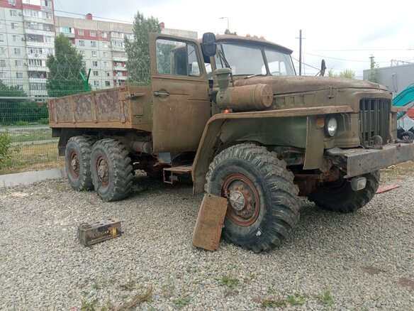 1979 Урал 375, зелёный, 400000 рублей - вид 2
