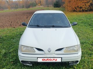 1997 Renault Megane I, белый, 80000 рублей, вид 1