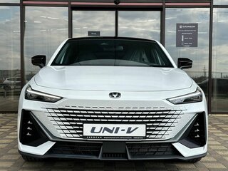 2024 Changan UNI-V I, белый, 3329900 рублей, вид 2