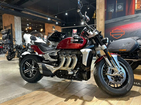 2023 Triumph Rocket 3, пурпурный, 2990000 рублей, вид 1