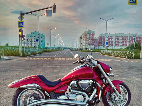 2007 Suzuki Boulevard M109R, красный, 800000 рублей, вид 1