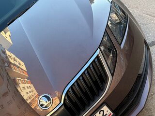 2018 Skoda Octavia III (A7) Рестайлинг, коричневый, 1840000 рублей, вид 1