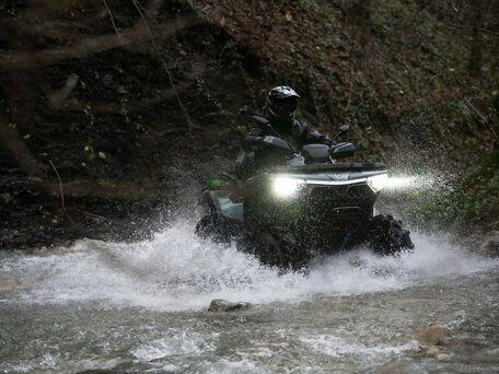 2026 CFMoto CFORCE 1000 EPS, серый, 1599900 рублей, вид 4