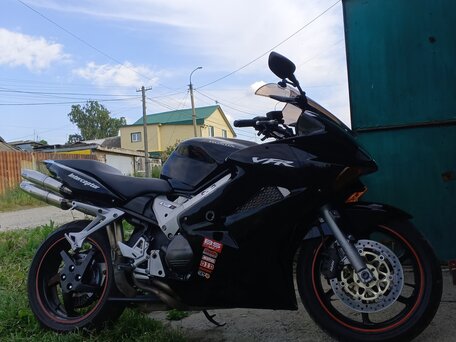 2004 Honda VFR 800, чёрный, 450000 рублей, вид 2