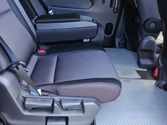 2017 Nissan Serena S-Hybrid V (C27), бежевый - вид 22