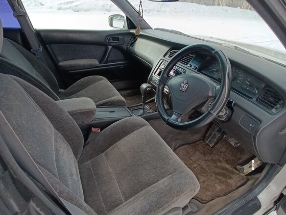 1992 Toyota Crown IX (S140), белый, 405000 рублей - вид 11