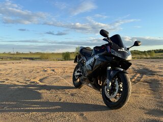 2004 Honda CBR 600RR, чёрный, 450000 рублей, вид 1