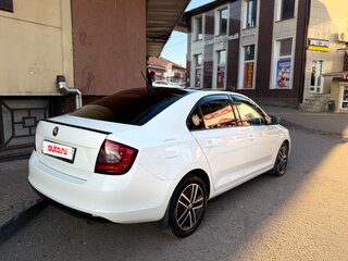 2018 Skoda Rapid I Рестайлинг, белый, 900000 рублей, вид 4