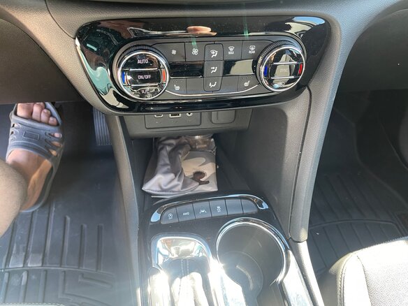 2019 Buick Encore GX I, белый, 3000000 рублей - вид 14