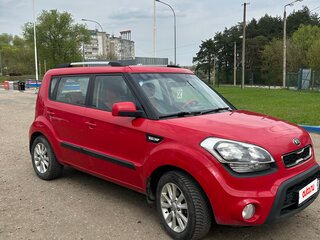2013 Kia Soul I Рестайлинг, красный, 850000 рублей, вид 3