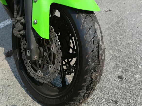 2010 Kawasaki ER-6F (Ninja 650R), зелёный, 320000 рублей - вид 2