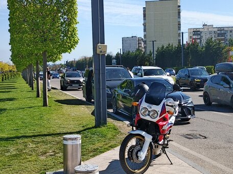 1995 Honda XRV 750 Africa Twin, белый, 390000 рублей, вид 2