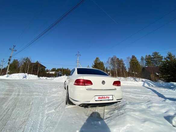 2012 Volkswagen Passat B7, белый, 1320000 рублей - вид 5