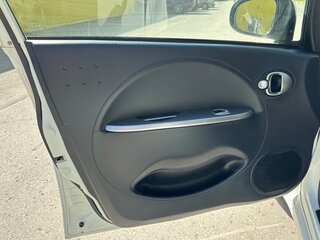 2009 Mitsubishi i-MiEV, белый, 665000 рублей, вид 4