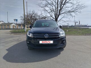 2015 Volkswagen Tiguan I Рестайлинг, чёрный, 1400000 рублей, вид 1