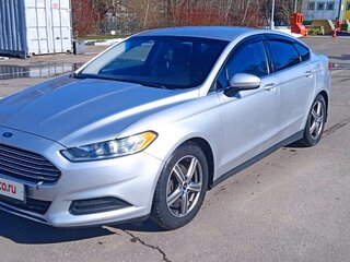 2014 Ford Fusion (North America) II, серебристый, 1090000 рублей, вид 2