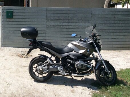 2013 BMW R 1200 R, бежевый, 900000 рублей, вид 1