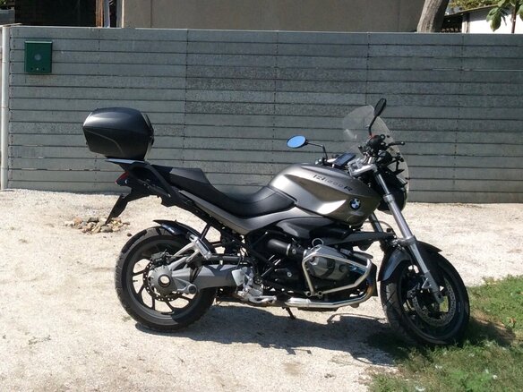 2013 BMW R 1200 R, бежевый, 900000 рублей