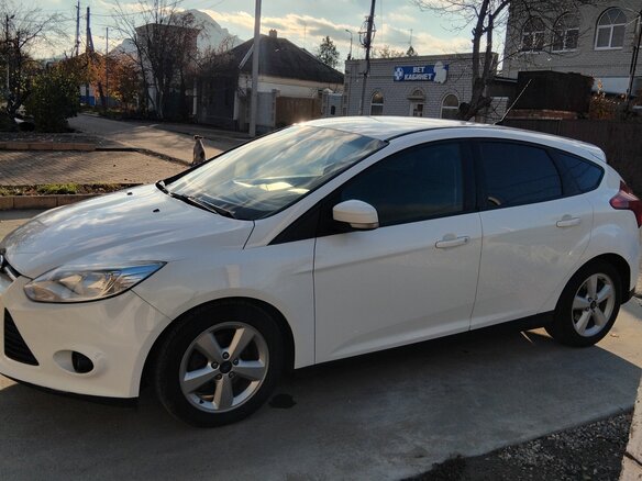 2013 Ford Focus III, белый, 765000 рублей - вид 3