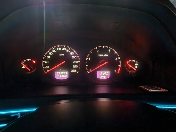 2000 Volvo S80 I, чёрный, 800000 рублей - вид 6