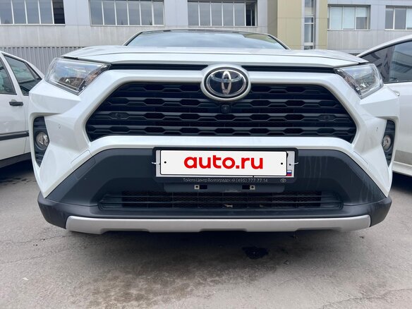 2022 Toyota RAV4 V (XA50), белый, 4100000 рублей - вид 12
